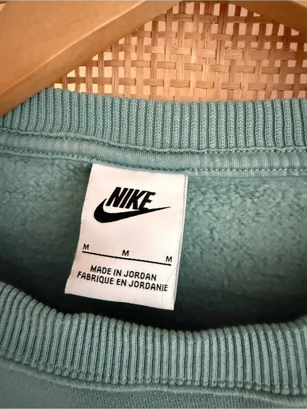 Nike Sportswear Phoenix Fleece in Sage Medium - Picture 2 of 9